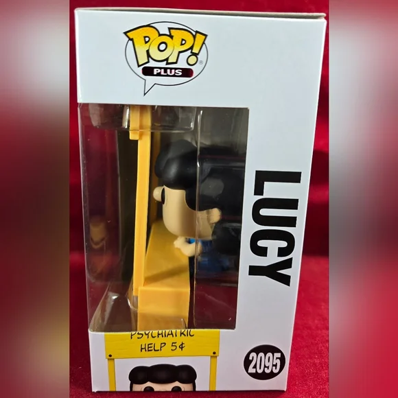 Lucy Funko # 2095 (Nib) With Pop Protector - Picture 5 of 7